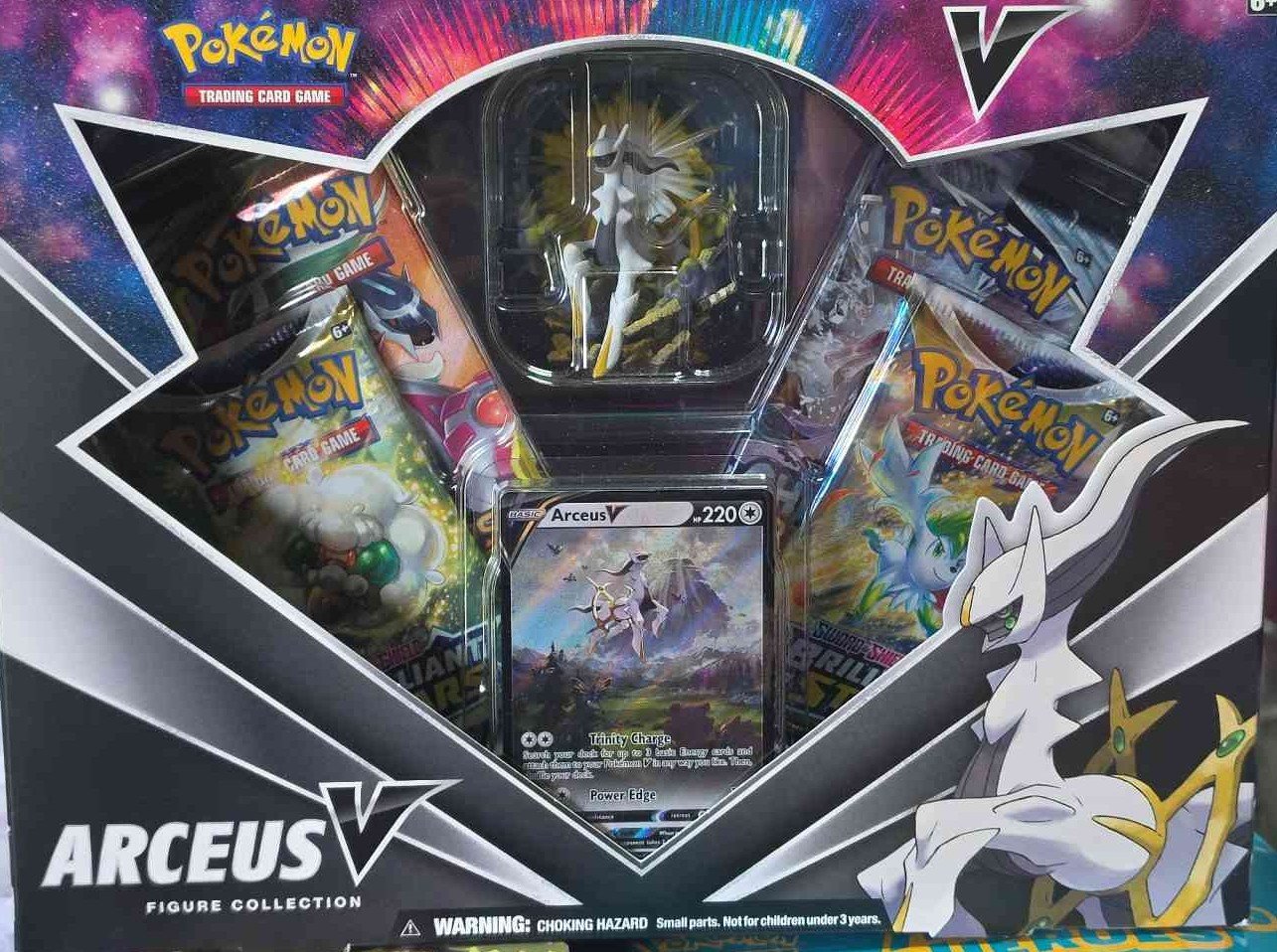 Arceus V Figure Collection